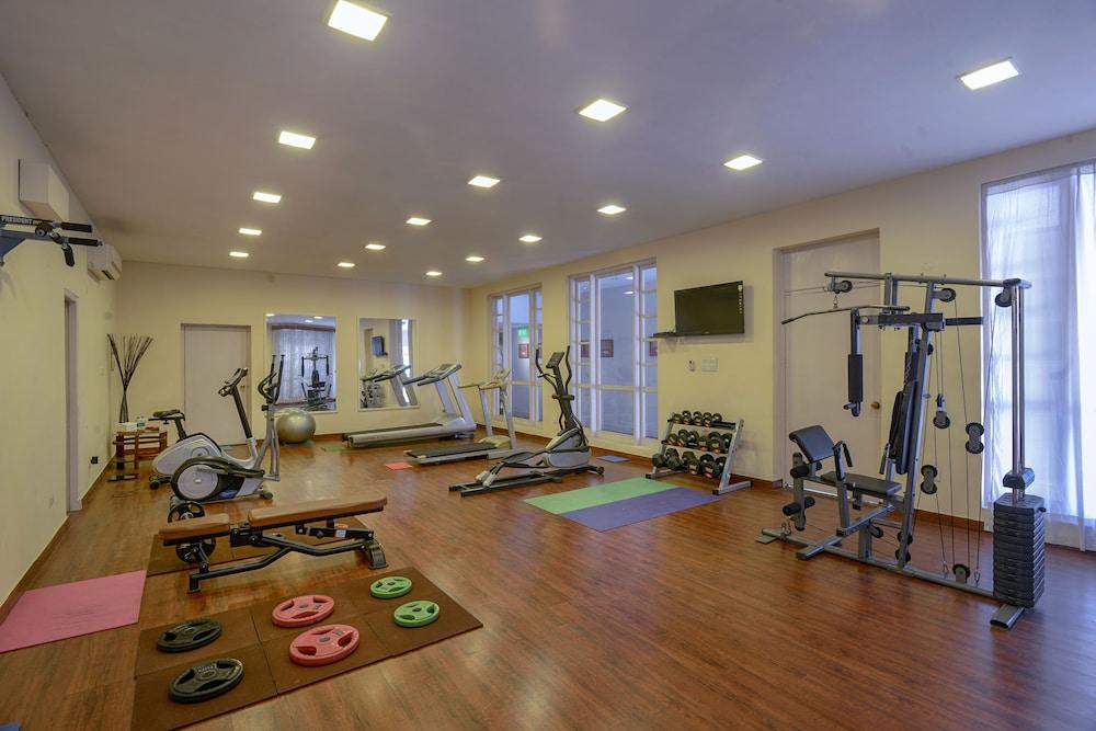Hotel Clarks Varanasi Limited Екстер'єр фото