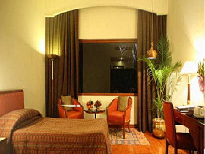 Hotel Clarks Varanasi Limited Екстер'єр фото