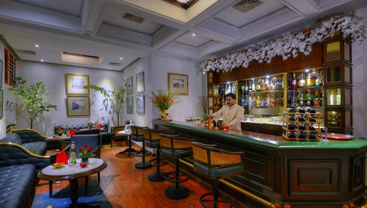 Hotel Clarks Varanasi Limited Екстер'єр фото