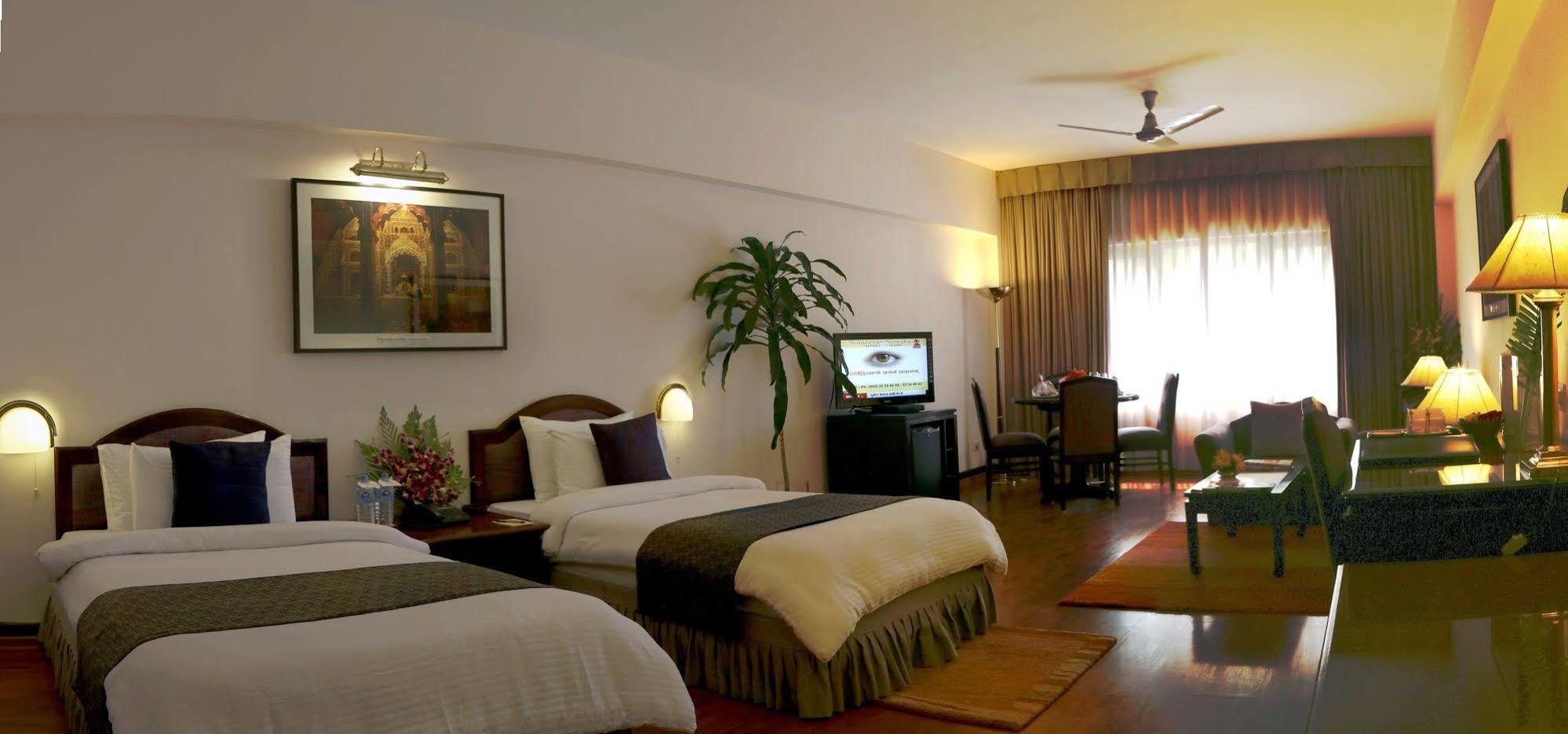 Hotel Clarks Varanasi Limited Екстер'єр фото